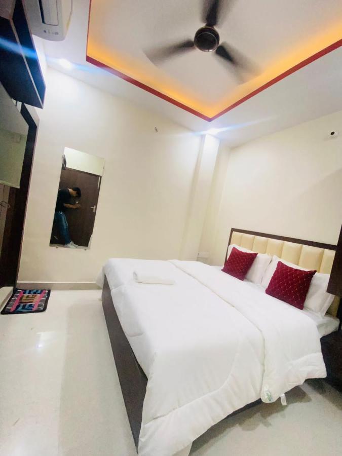 Hotel Grill Inn Lucknow Dış mekan fotoğraf